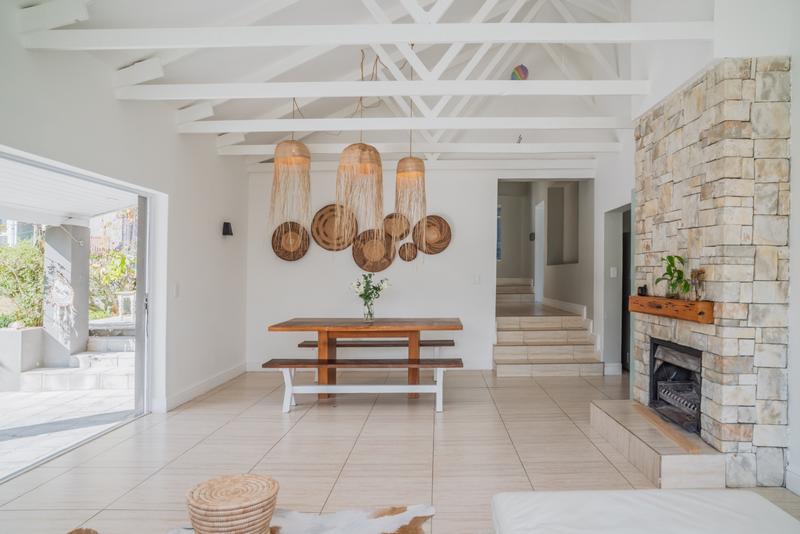 To Let 5 Bedroom Property for Rent in Crofters Valley Western Cape